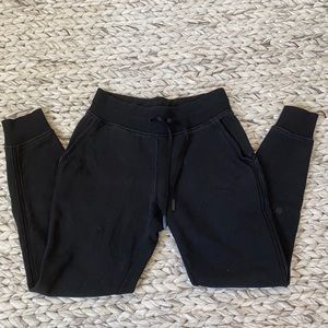 Lululemon black joggers